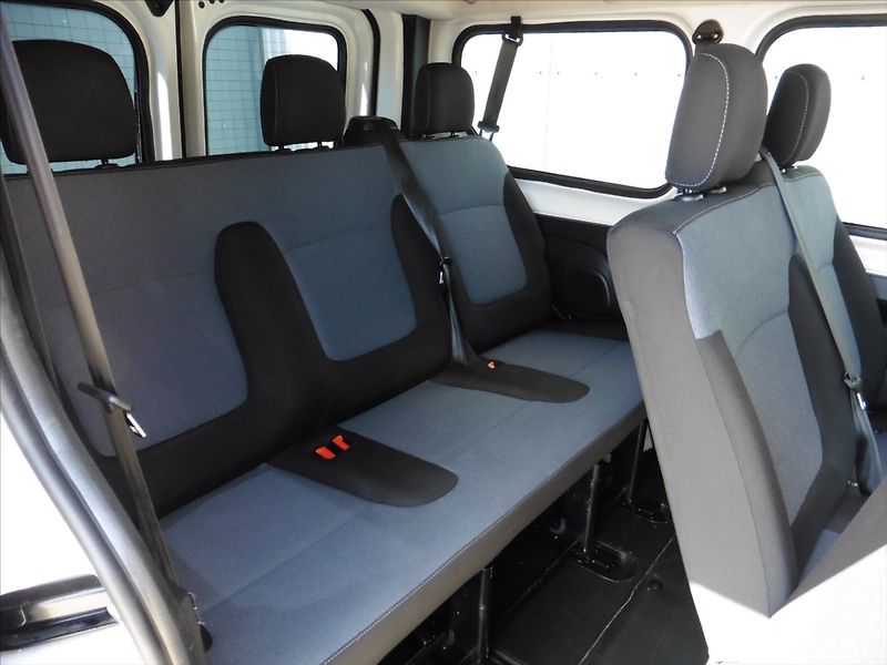 Opel Vivaro 1,6 CDTI BITurbo 125 L1H1 - fotka 8 z 14