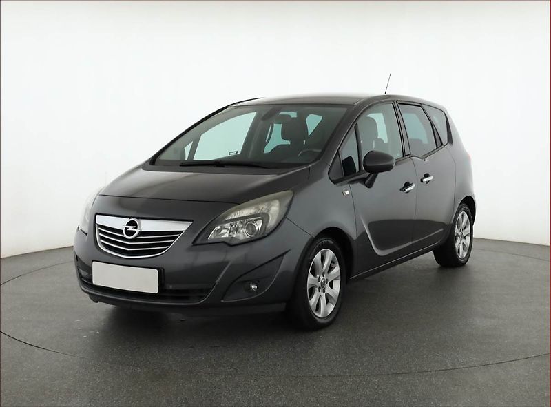 Opel Meriva (2010) 1.4 Turbo, Tempomat - fotka 2 z 15