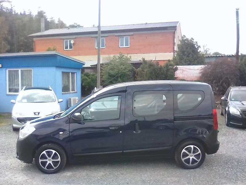 Dacia Dokker (2013) 1.6 MPi Ambiente, 1.majitel - fotka 8 z 31