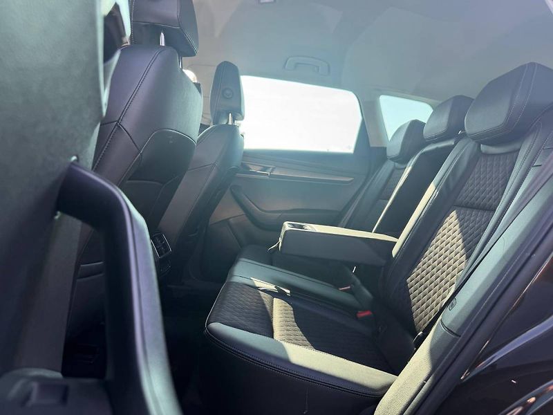 Škoda Karoq Style Plus 1,5 TSI 110kW 7° DS - fotka 7 z 38