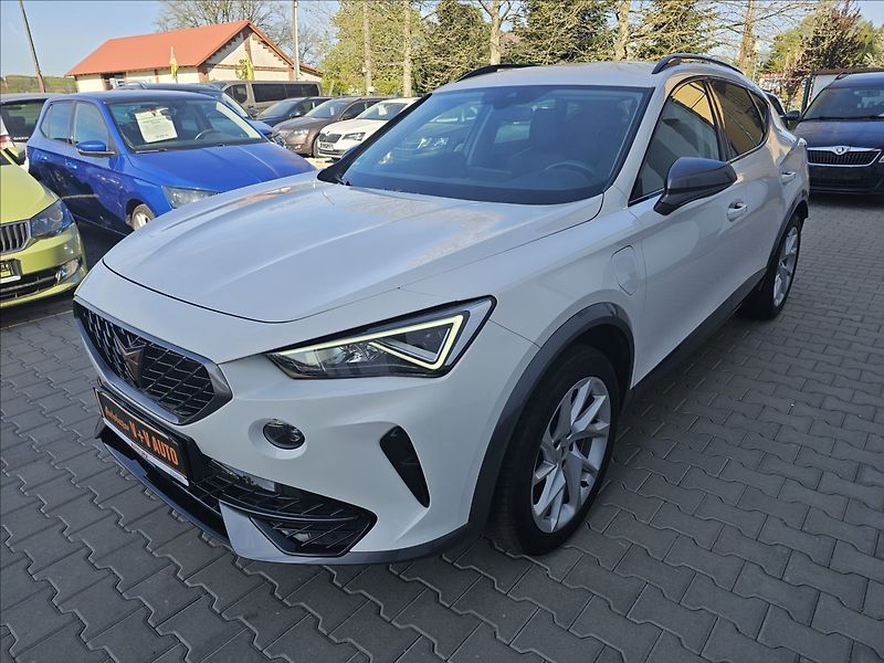 Cupra Formentor 1,4 eTSi 150KW eHYBRID DSG - fotka 3 z 48