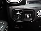 RAM 1500 (2023) 5.7 V8 Hemi - náhled 14