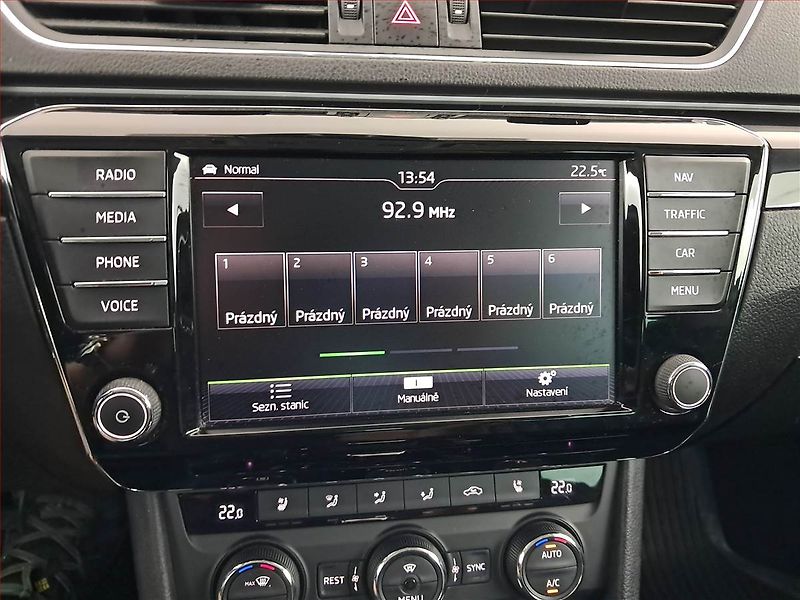 Škoda Superb (2017) Laurin&Klement 2.0 TDI 4x4 - fotka 13 z 24
