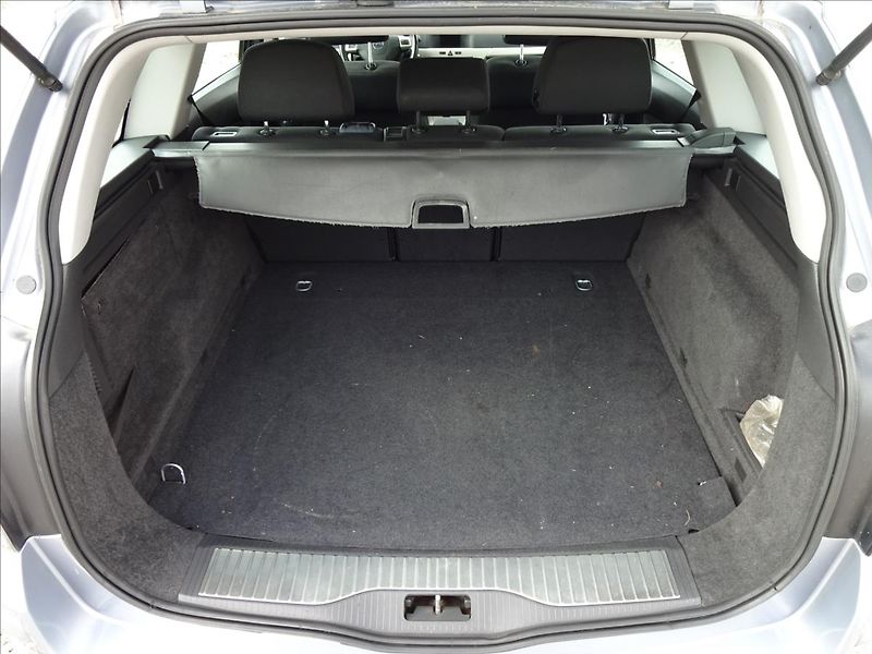 Opel Astra 1,6i 85kW - fotka 24 z 41