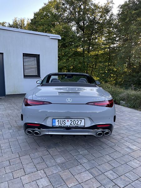 Mercedes-Benz SL (2022) 43 AMG - fotka 6 z 14