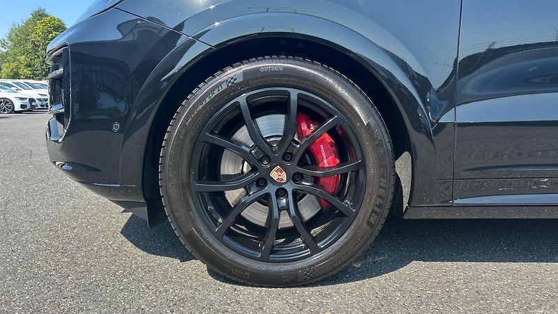 Porsche Cayenne S Coupe E3 II - fotka 9 z 30