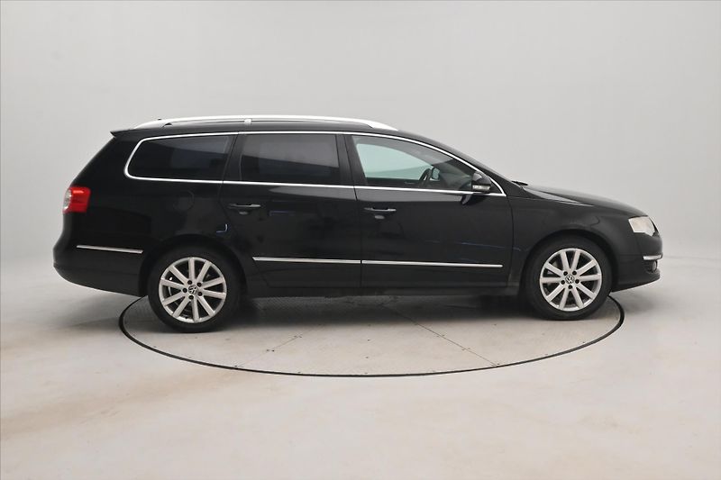 Volkswagen Passat 2,0 103kW NOVÁ STK 4/28 - fotka 4 z 29