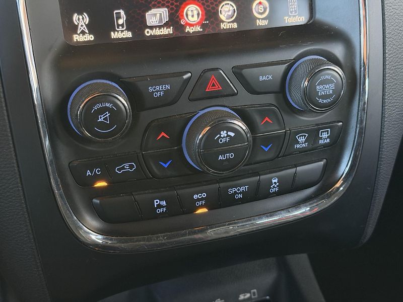 Dodge Durango  5,7 Hemi R/T 4x4 - fotka 18 z 35