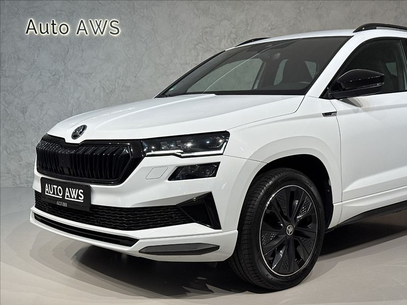 Škoda Karoq 2,0 TDi  Sportline LED Virtual - fotka 4 z 47