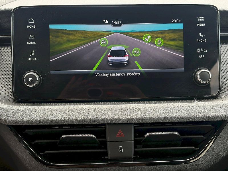 Škoda Scala (2025) 1.0 TSI / 85kW / SELECTION - fotka 26 z 32
