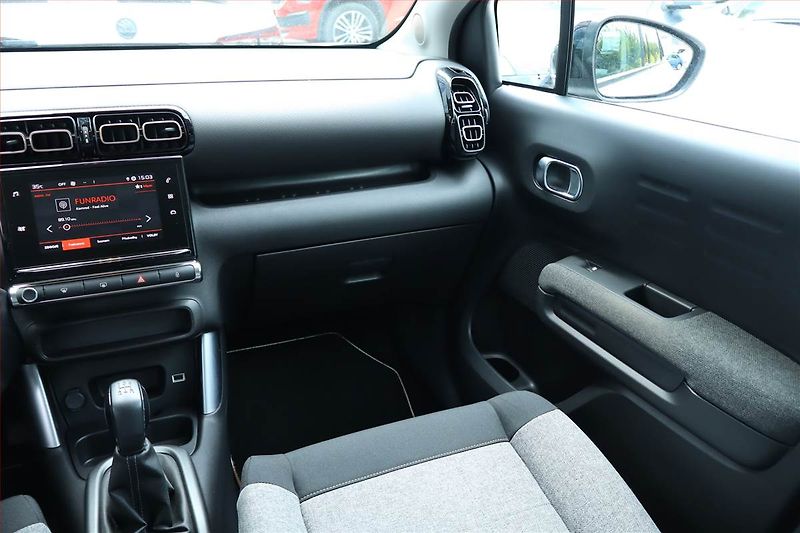 Citroën C3 Aircross (2019) 1.2 PureTech, Serv.kniha - fotka 8 z 22