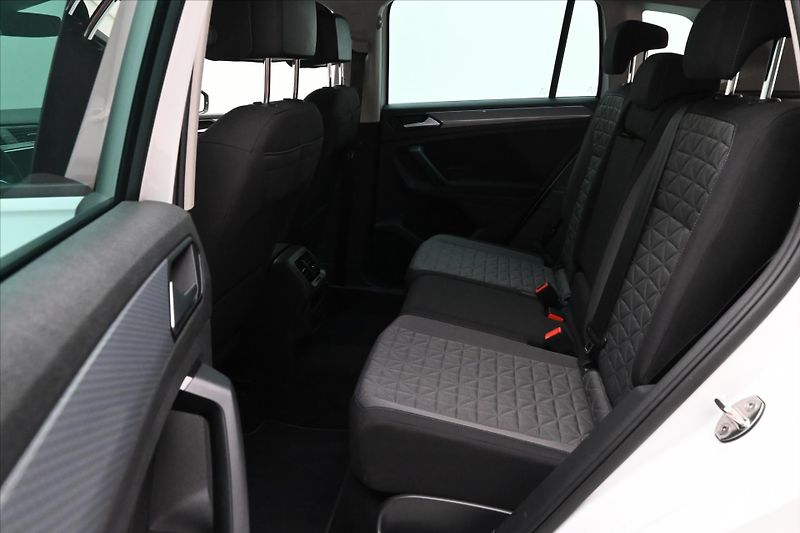 Volkswagen Tiguan 2,0 TDI 110 kW DSG Life Záruka - fotka 14 z 30