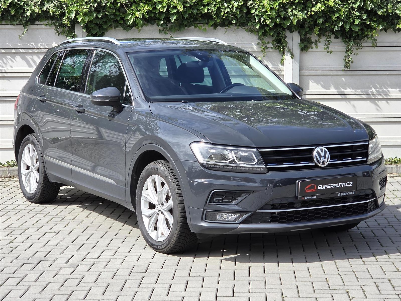 Volkswagen Tiguan 2,0 TDi 4Mot DSG Highline ČR 1