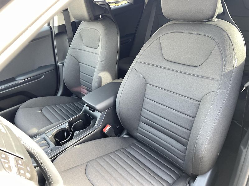 Kia K4 (2026) 1.6T-GDi  EXCLUSIVE 7DCT - fotka 11 z 25