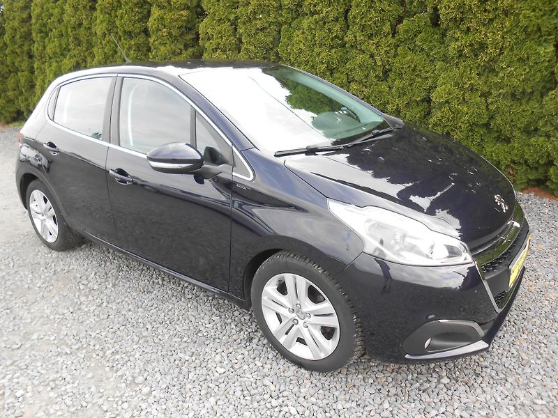 Peugeot 208 NAVIGACE,CHROM,LED!! - fotka 4 z 42