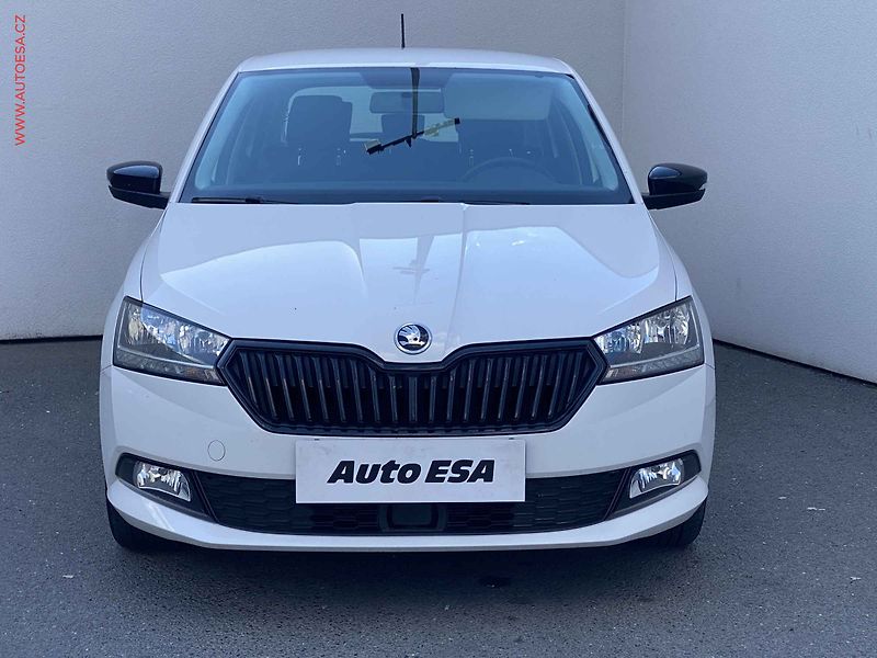 Škoda Fabia (2021) 1.0 TSi, 2.maj,ČR, Ambition - fotka 2 z 18
