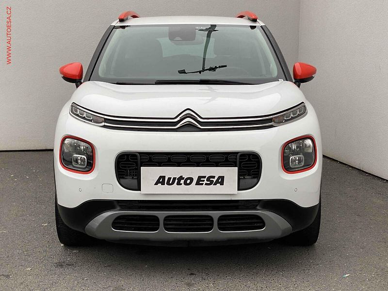 Citroën C3 Aircross (2018) 1.2 PT, Shine, navi, kamera - fotka 2 z 18