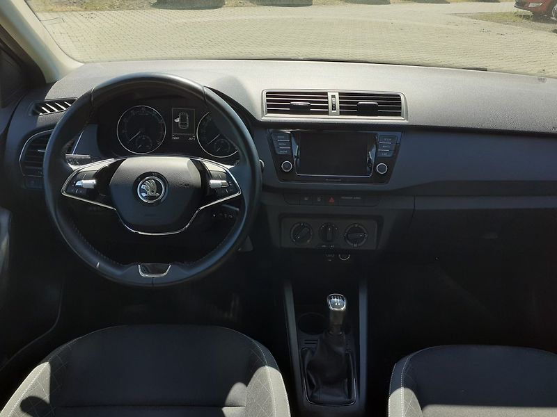 Škoda Fabia (2022) Kombi 1.0 TSi  ČR - fotka 7 z 31