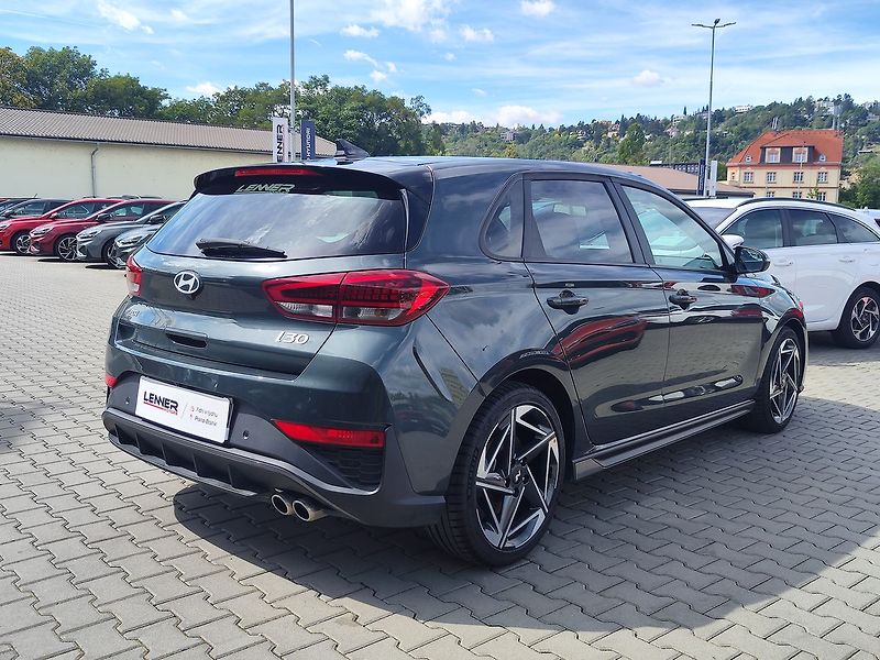 Hyundai i30 1.5 T-GDI/103kW N-Line DCT - fotka 5 z 34