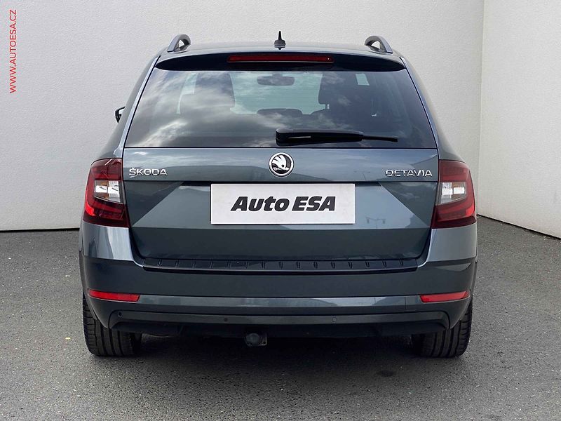 Škoda Octavia (2019) 1.5 TSi, Soleil, LED, +kola - fotka 5 z 17