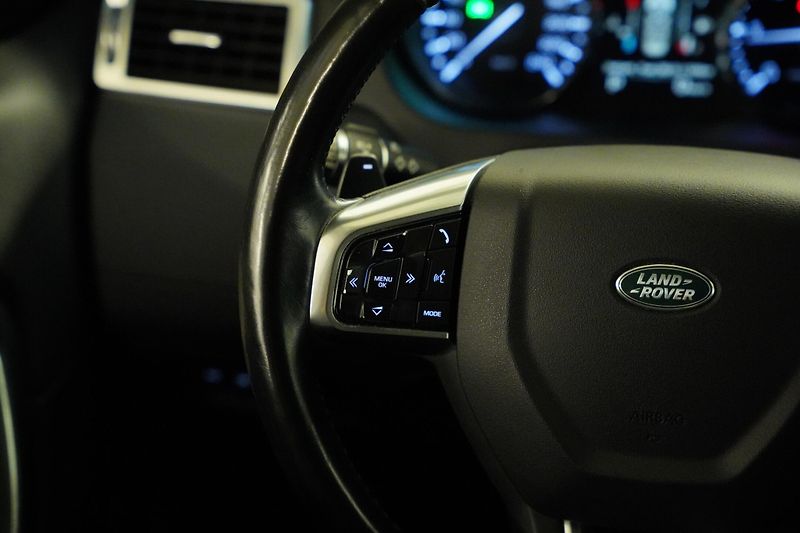Land Rover Discovery Sport - fotka 17 z 33