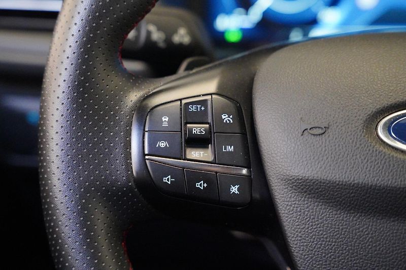 Ford Kuga - fotka 15 z 28