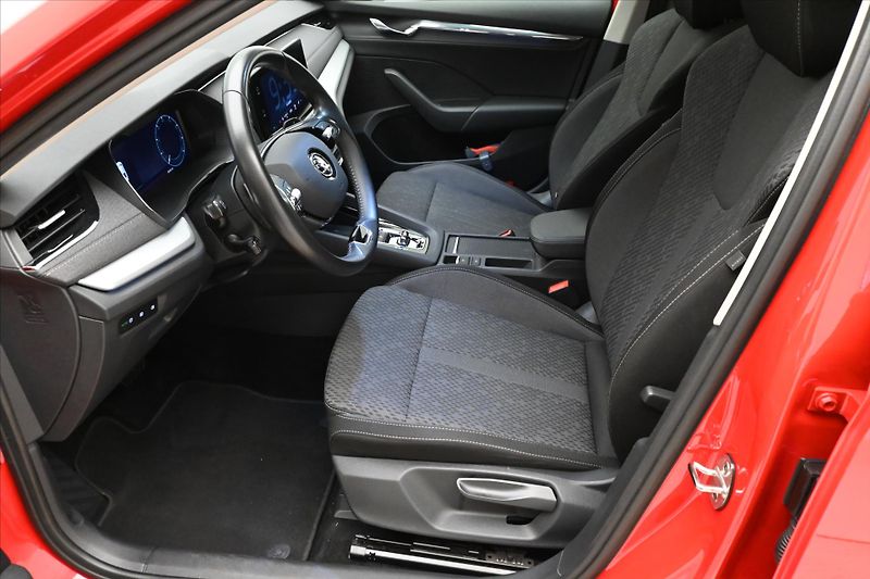 Škoda Octavia 1,0 TSI e-TEC 81kW DSG Style Z - fotka 13 z 33