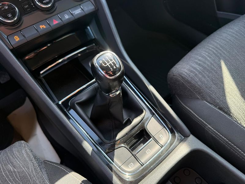 Škoda Karoq Style 1,5 TSI 110 KW - fotka 18 z 24