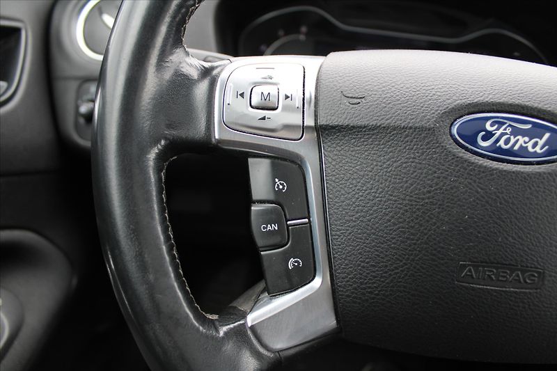 Ford Mondeo 2.0 TDCI 120kW TITANIUM NAVI - fotka 15 z 25