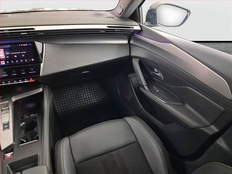 Peugeot 308 (2023) GT Hybrid 180 - fotka 8 z 20