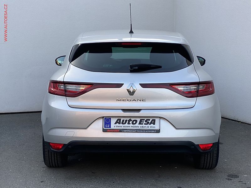 Renault Mégane (2017) 1.2TCe, ČR, autoAC, temp - fotka 5 z 15