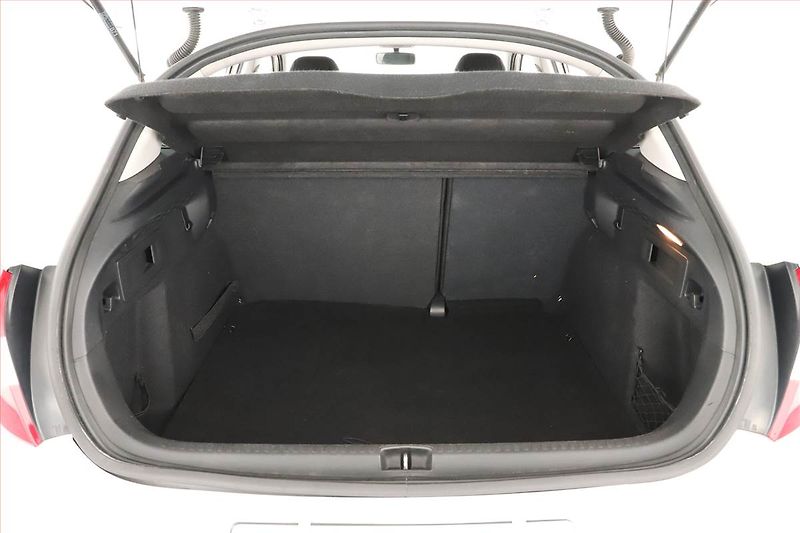 Citroën C4 (2011) 1.6 VTi, nová STK, jezdí dobře - fotka 10 z 11