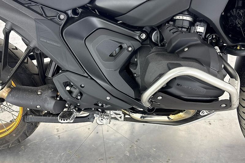 BMW R 1300 GS - fotka 5 z 13