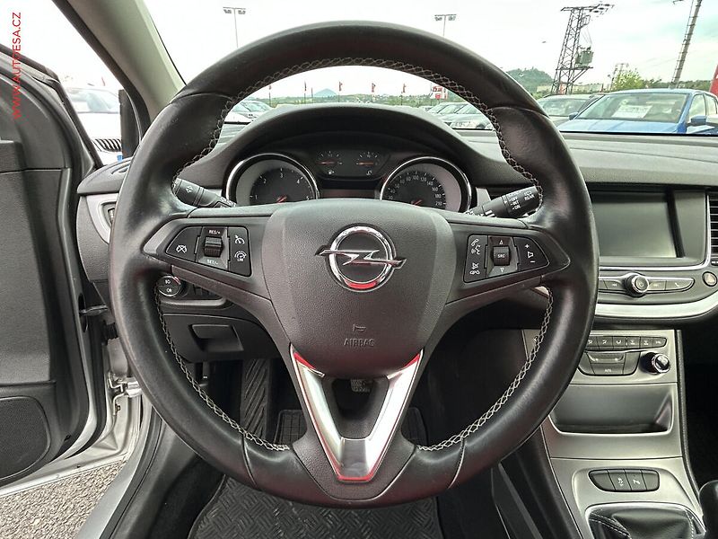 Opel Astra (2017) 1.6CDTI, ČR, servis.kniha - fotka 11 z 14