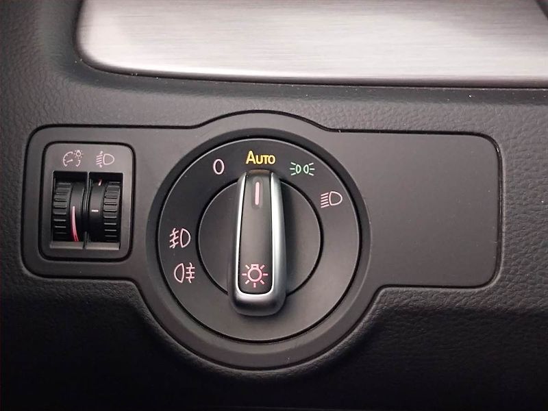 Volkswagen Passat (2012) Comfortline 2.0 TDI, Automat - fotka 20 z 25