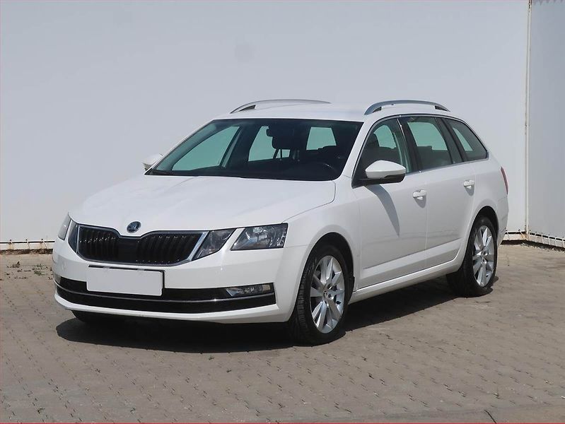 Škoda Octavia (2018) Style 2.0 TDI, Navi, Tempomat - fotka 2 z 18