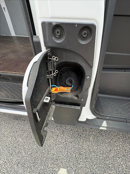 Iveco Daily 0,0 E 12cm3 - fotka 12 z 24