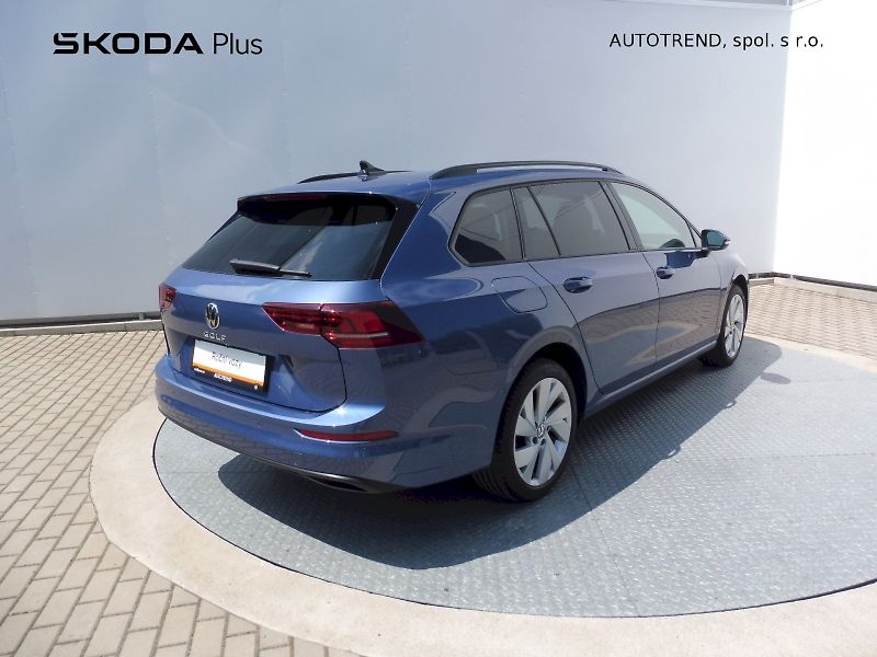 Volkswagen Golf Variant (2025) People 1,5 TSI 85kW - fotka 2 z 26
