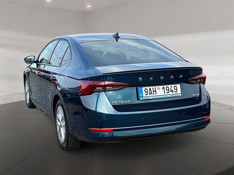 Škoda Octavia (2022) STYLE 1.5e-TEC 110kW DSG CZ - fotka 4 z 11