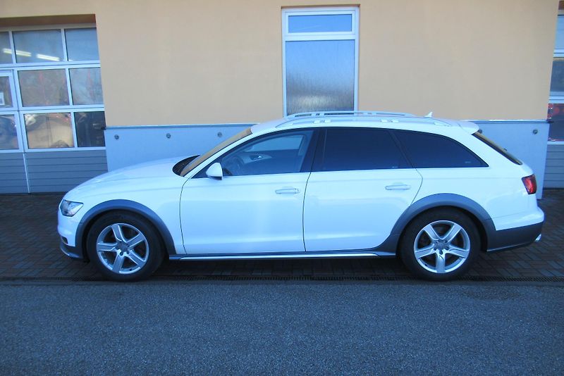Audi A6 Allroad 3.0 TDI QUATTRO NAVI TAŽNÉ - fotka 6 z 29