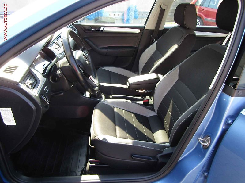 Škoda Rapid (2018) 1.0 TSi, 2.maj,ČR, AC - fotka 9 z 19