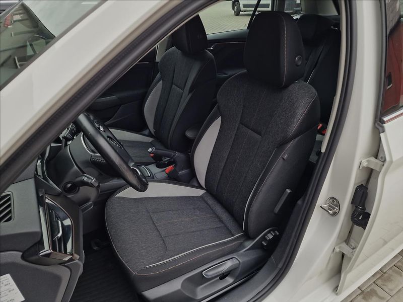 Škoda Kamiq 1.0TSI CNG Style,REZERVACE - fotka 37 z 50
