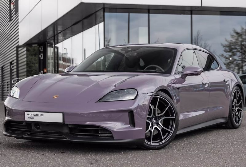 Porsche Taycan Sport Turismo ACC 360 BOSE Mat - fotka 1 z 20