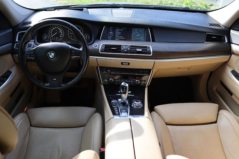 BMW Řada 5 535D GT XDRIVE F07 DPH - fotka 31 z 50