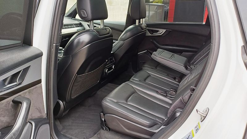 Audi SQ7 S-LINE 4.0 TDI 320kW 7míst. - fotka 10 z 50