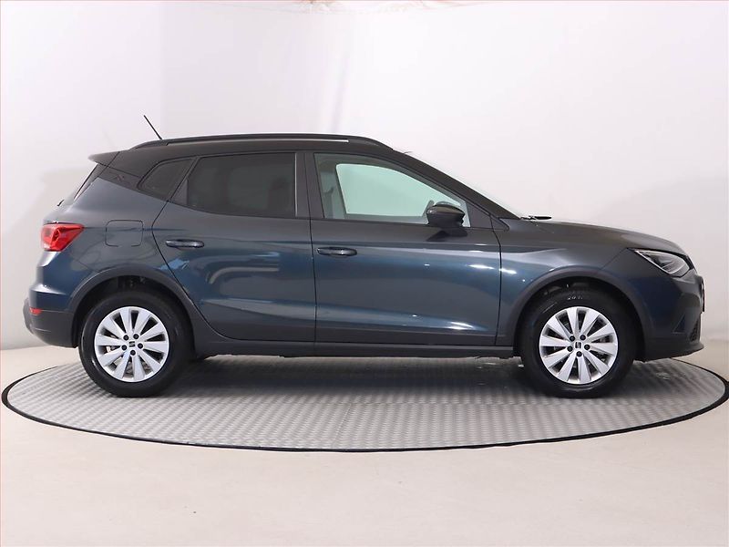 Seat Arona (2022) Xcellence 1.0 TSI, Automat - fotka 6 z 22