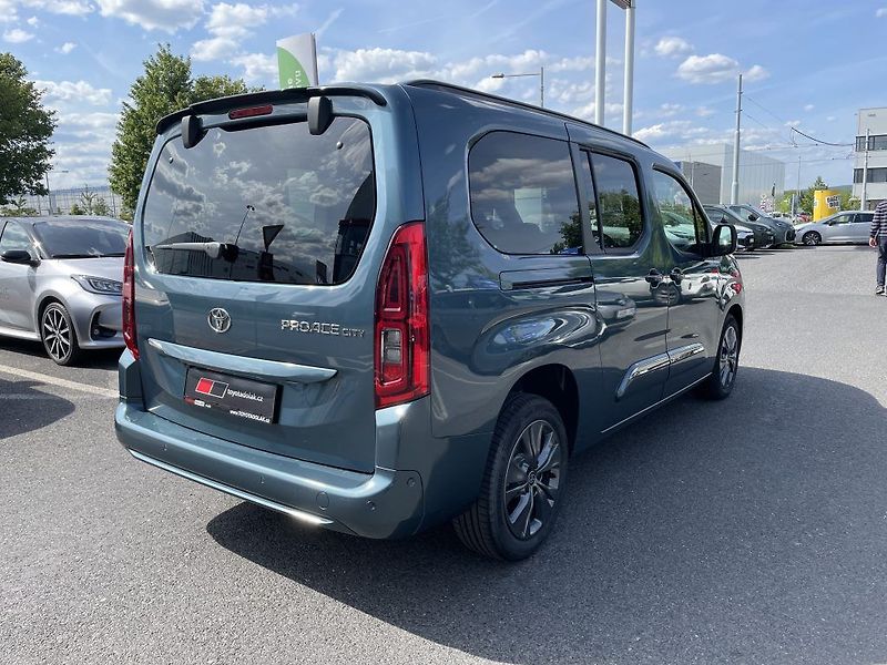 Toyota ProAce City Verso 1.5D 130k VIP 7S ODBĚR 10/2026 - fotka 3 z 33
