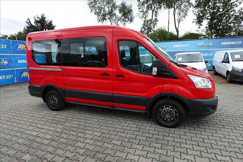 Ford Transit 2,2 TDCi  L2H2 9MÍST BUS KLIMA - fotka 8 z 38