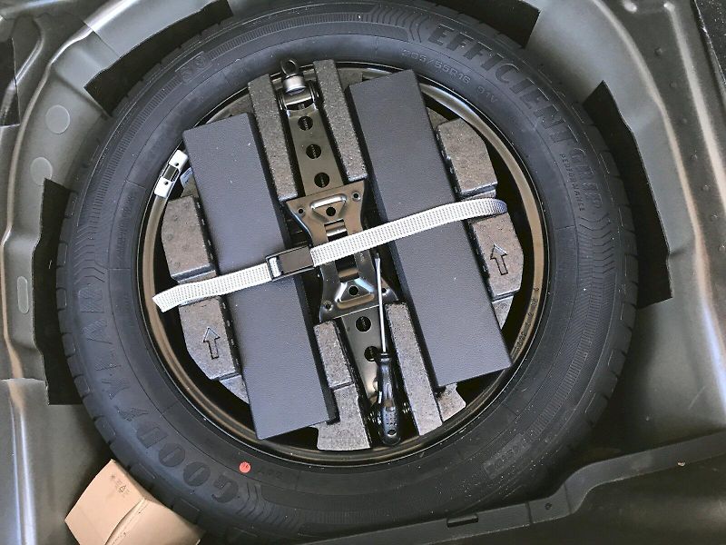 Škoda Kamiq (2025) SELEC TSI 85/1.0 M6F - fotka 16 z 28