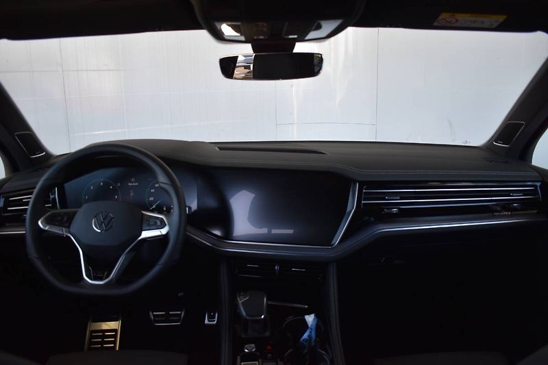 Volkswagen Touareg (2025) 3.0TDI 210kW R-Line,Wevasto, Z - fotka 13 z 20
